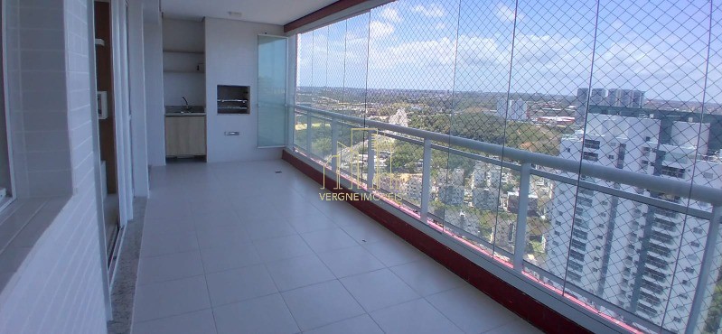 Apartamento à venda com 3 quartos, 134m² - Foto 2