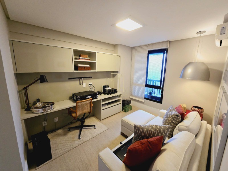 Apartamento à venda com 5 quartos, 295m² - Foto 18