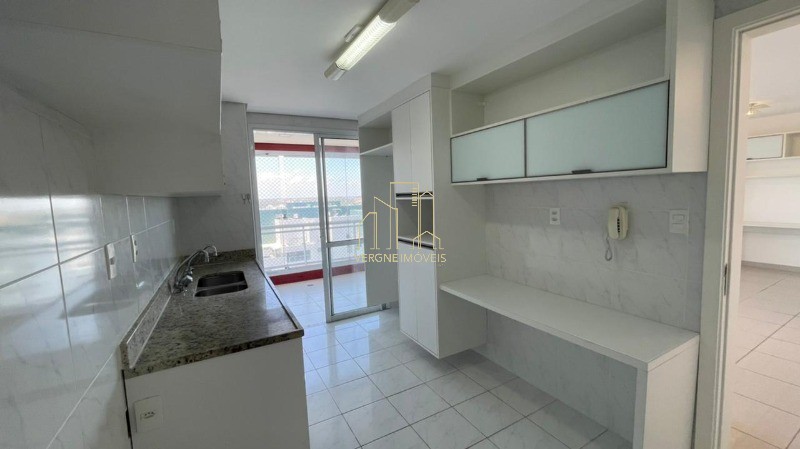 Apartamento à venda com 3 quartos, 134m² - Foto 17