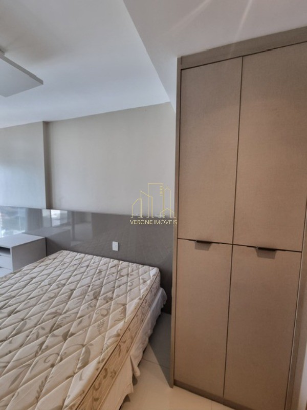 Apartamento à venda com 2 quartos, 78m² - Foto 16