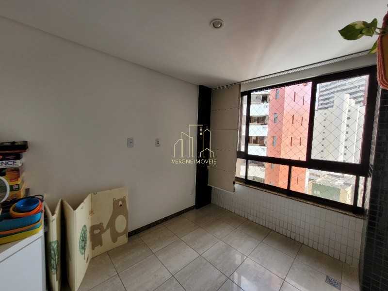 Apartamento à venda com 3 quartos, 115m² - Foto 19