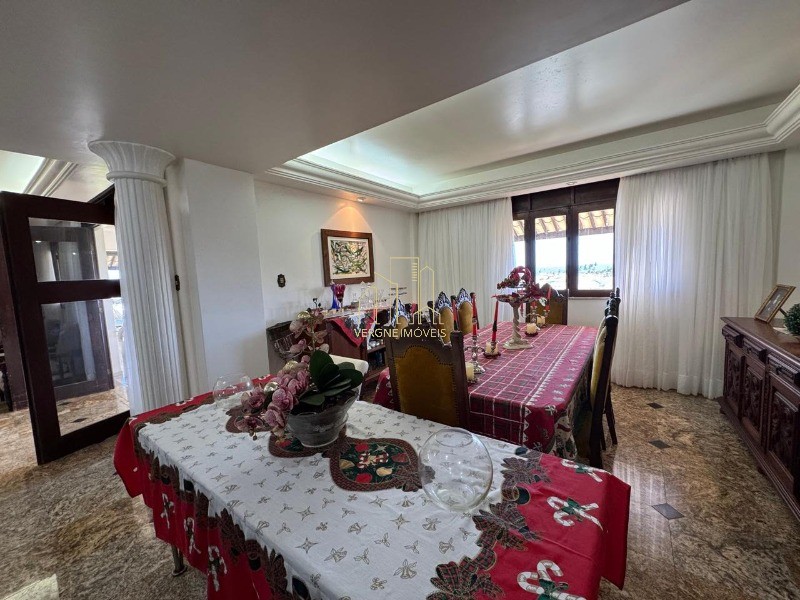 Casa de Condomínio à venda com 4 quartos, 1734m² - Foto 17