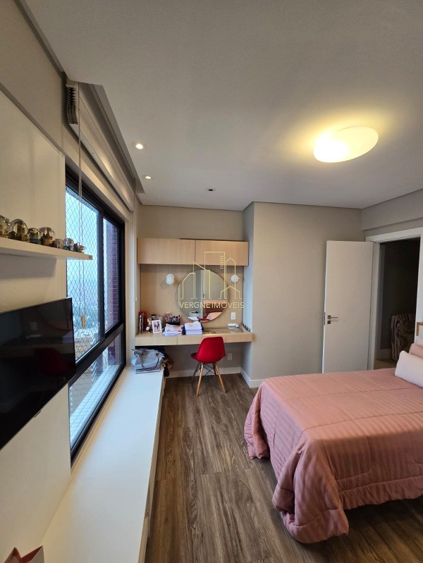 Apartamento à venda com 5 quartos, 295m² - Foto 7