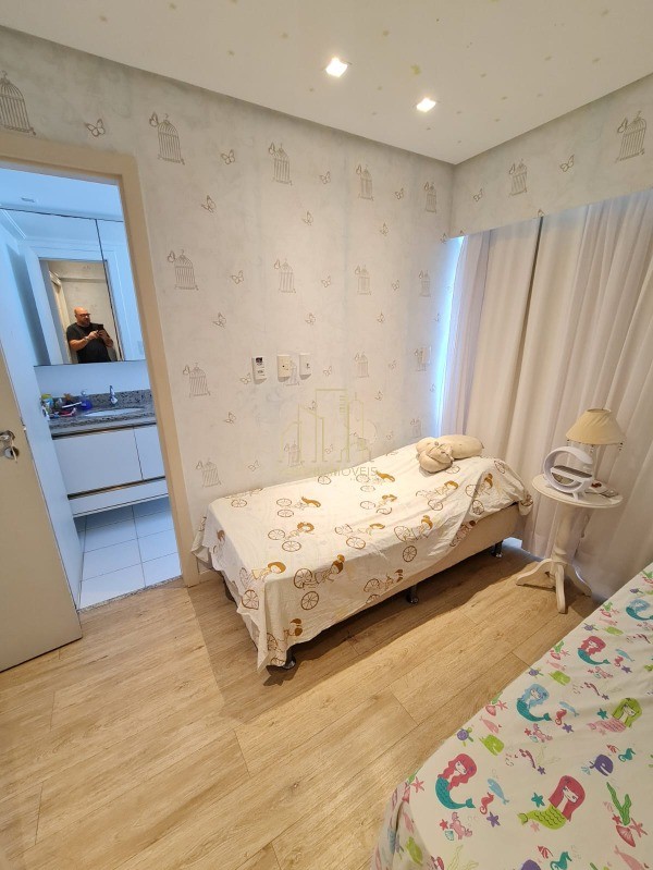 Apartamento à venda com 3 quartos, 145m² - Foto 12