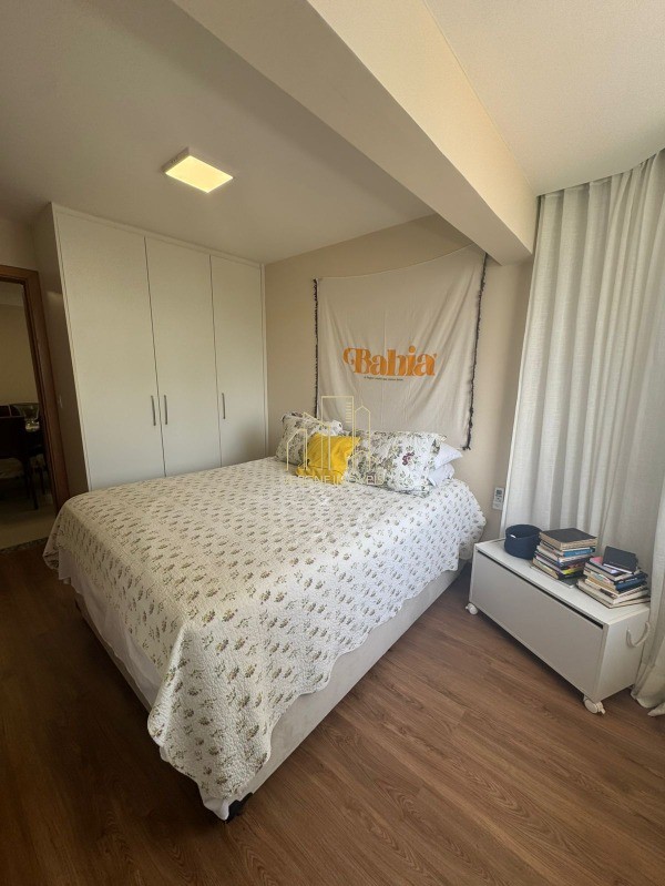 Apartamento à venda com 2 quartos, 90m² - Foto 4