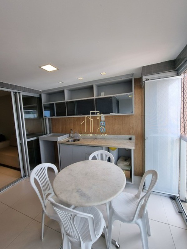 Apartamento à venda com 2 quartos, 78m² - Foto 4