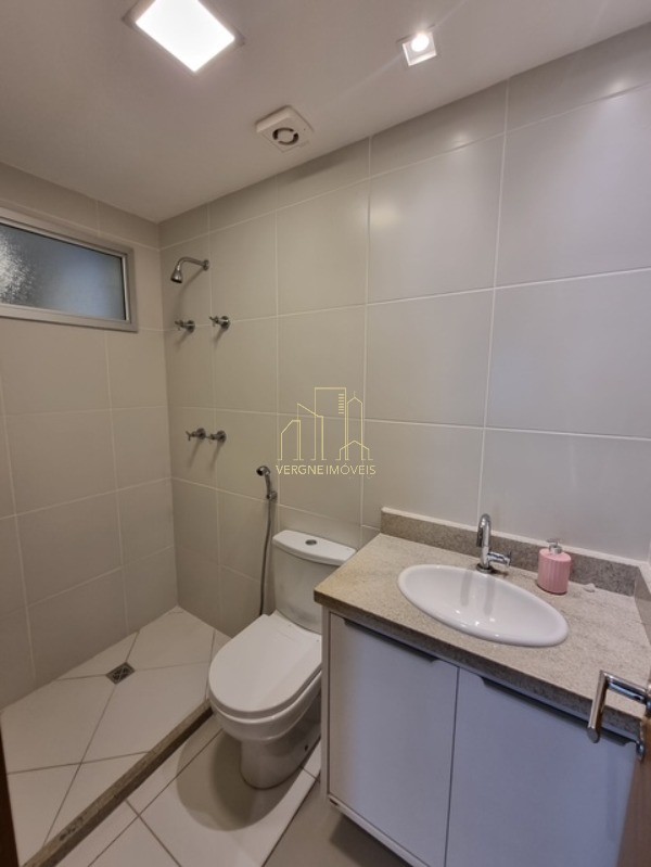 Apartamento à venda com 2 quartos, 78m² - Foto 23