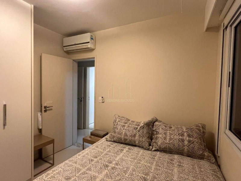 Apartamento à venda com 3 quartos, 116m² - Foto 17