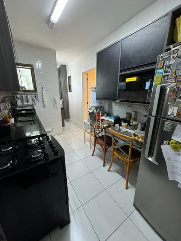 Apartamento à venda com 3 quartos, 130m² - Foto 14