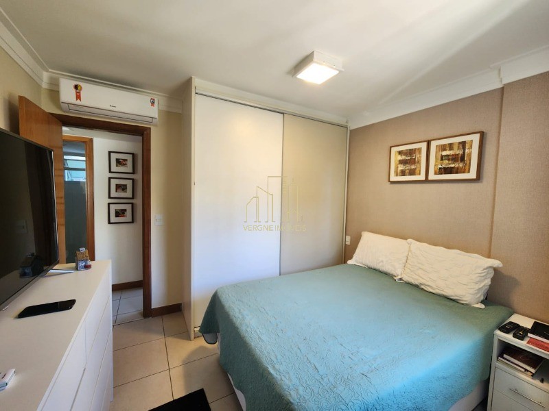 Apartamento à venda com 2 quartos, 82m² - Foto 17