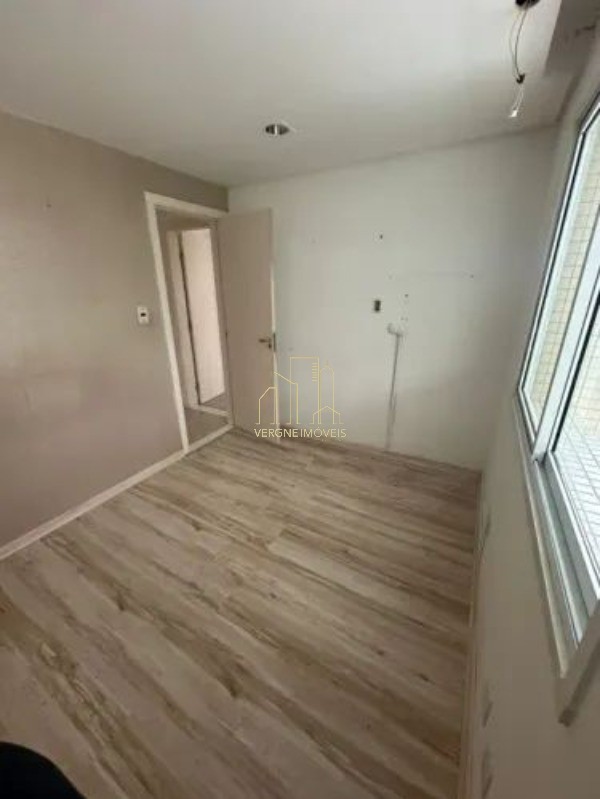 Apartamento à venda com 3 quartos, 80m² - Foto 5