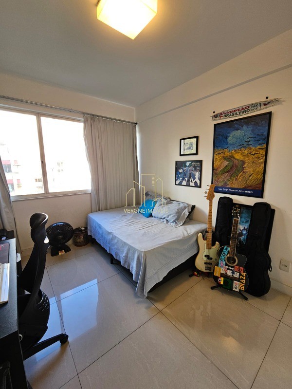 Apartamento à venda com 3 quartos, 185m² - Foto 18