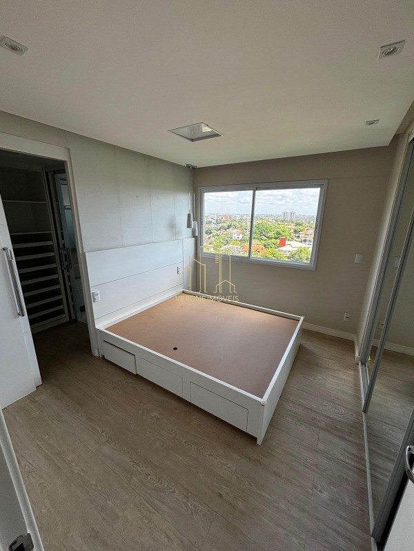 Apartamento à venda com 3 quartos, 116m² - Foto 3