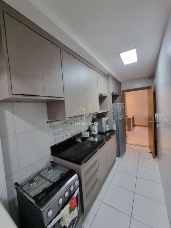 Apartamento à venda com 2 quartos, 78m² - Foto 25