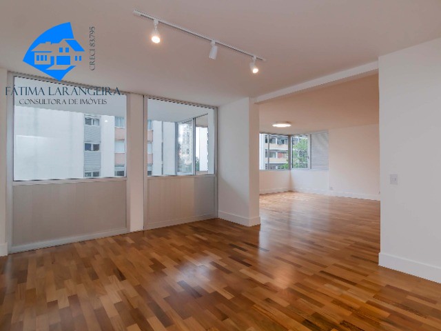 Apartamento à venda com 3 quartos, 270m² - Foto 15