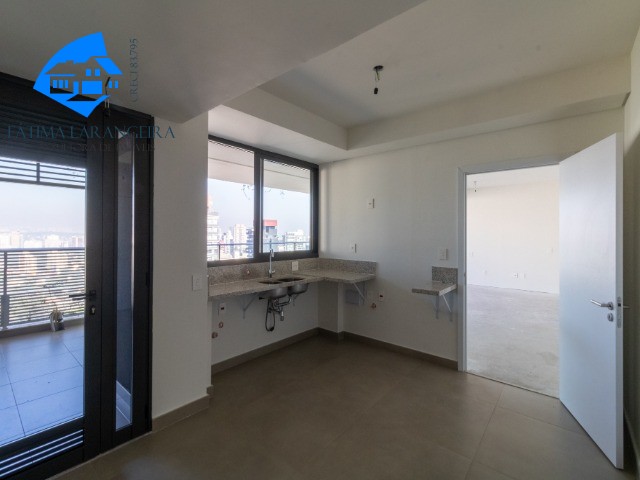 Apartamento à venda com 3 quartos, 180m² - Foto 13