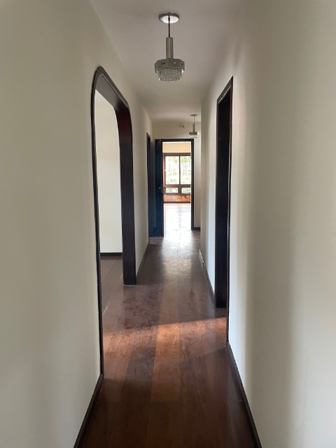 Sobrado à venda com 5 quartos, 480m² - Foto 11