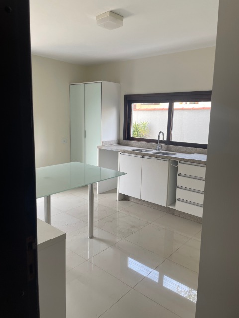 Sobrado à venda com 5 quartos, 480m² - Foto 9