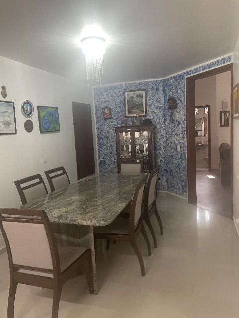 Sobrado à venda com 4 quartos, 422m² - Foto 12