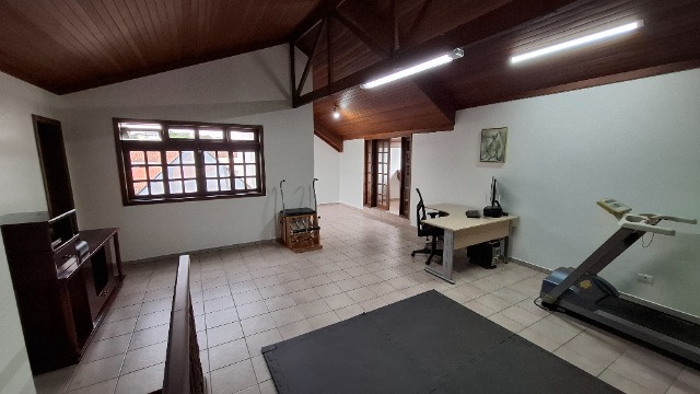 Sobrado à venda com 4 quartos, 422m² - Foto 46