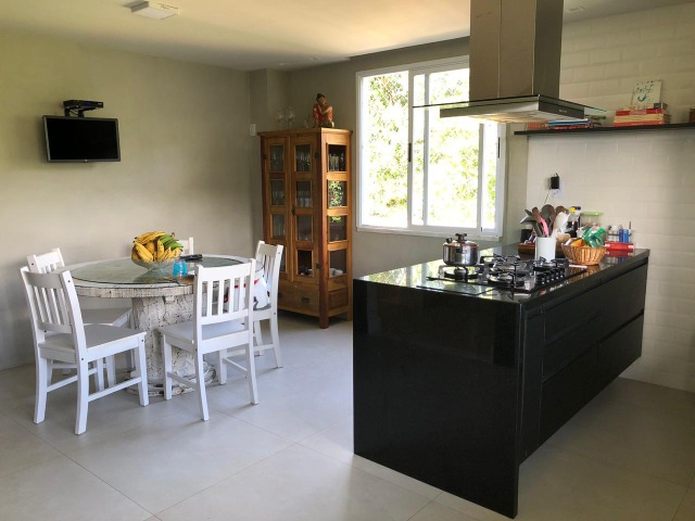 Casa de Condomínio à venda com 4 quartos, 550m² - Foto 9