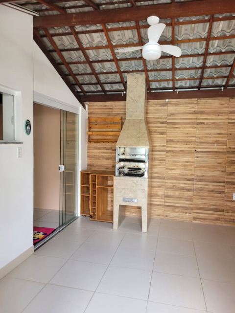 Casa de Condomínio à venda com 4 quartos, 230m² - Foto 9