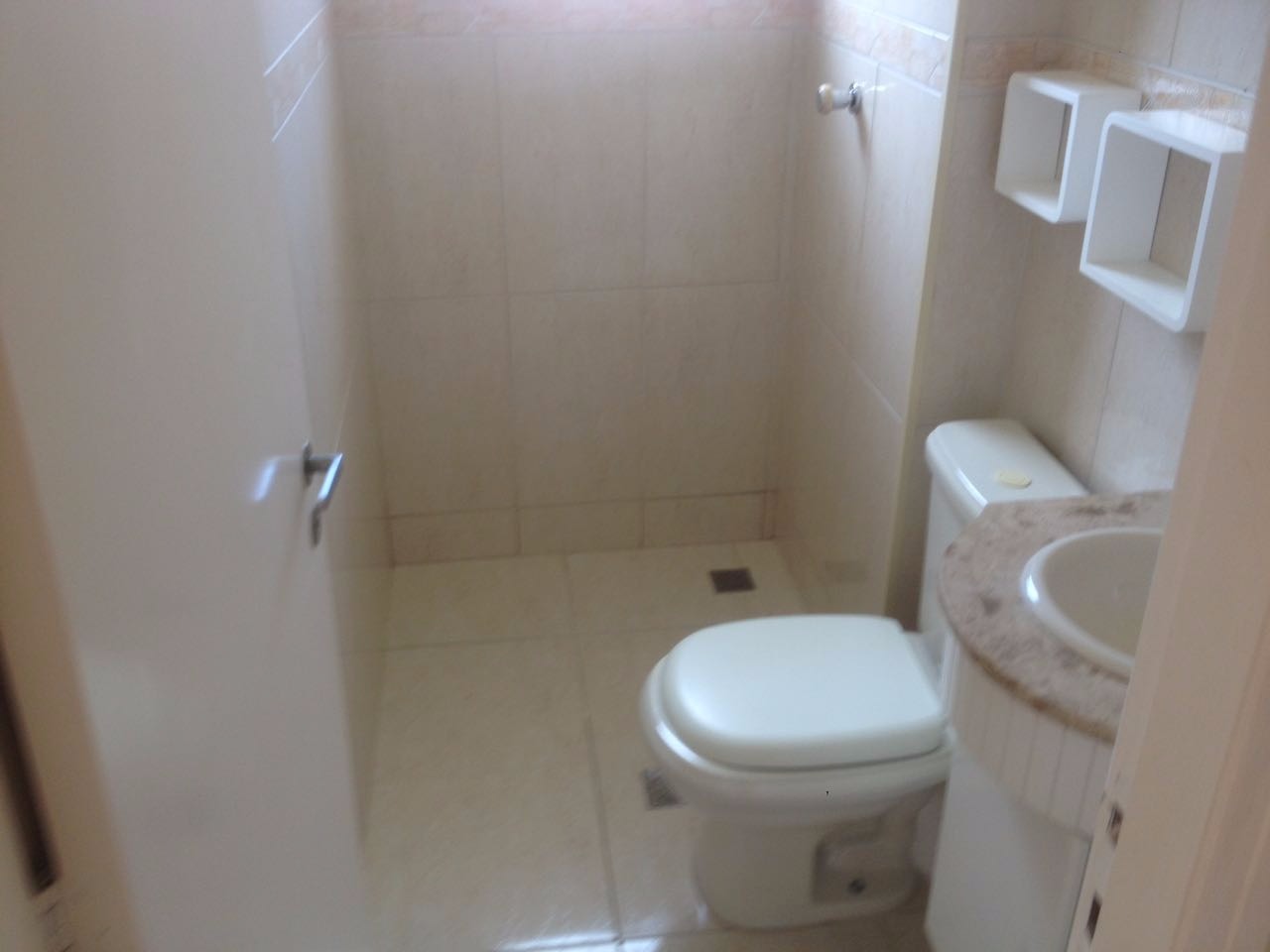 Apartamento à venda com 2 quartos, 64m² - Foto 11