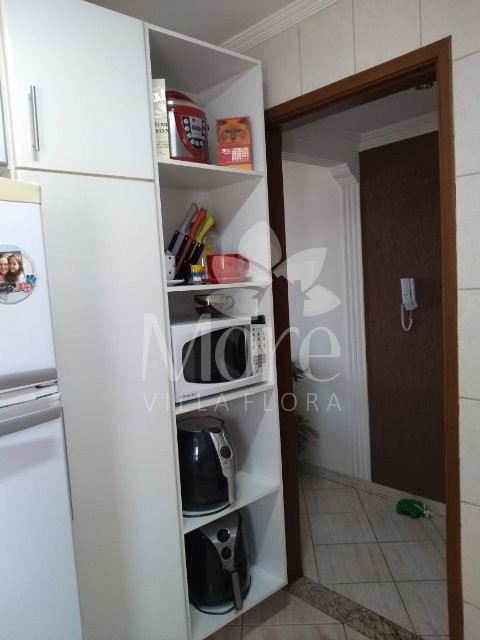 Apartamento à venda com 3 quartos, 65m² - Foto 2