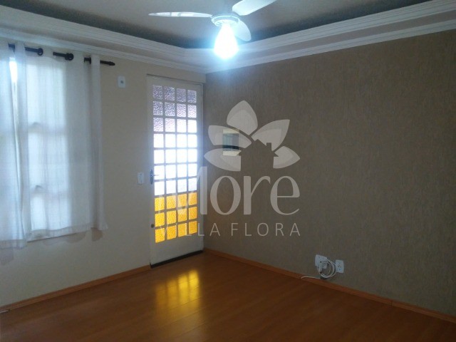 Apartamento para alugar com 2 quartos, 47m² - Foto 2