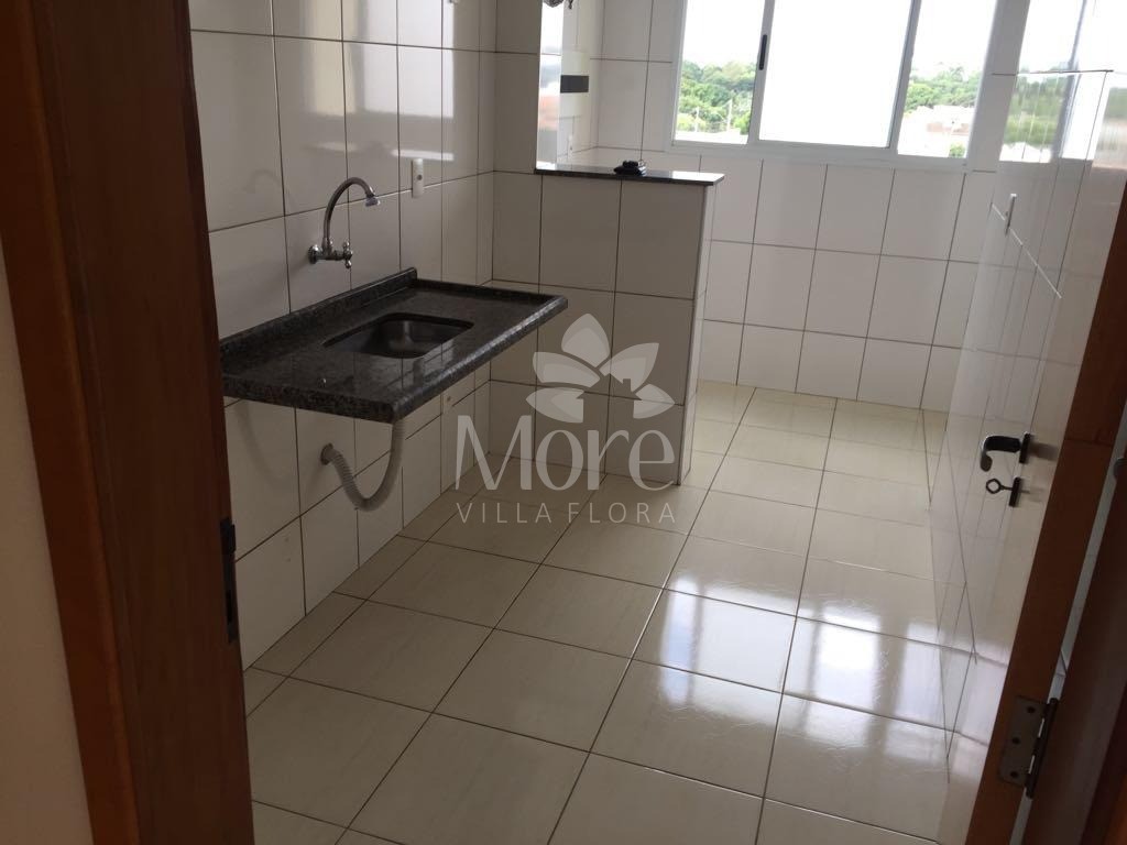 Apartamento à venda com 2 quartos, 69m² - Foto 4