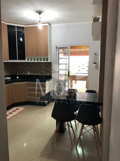 Casa à venda com 3 quartos, 150m² - Foto 5