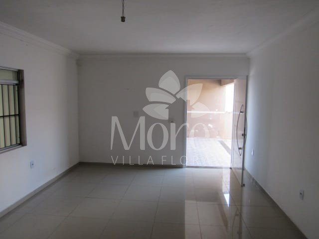 Casa à venda com 2 quartos, 100m² - Foto 3