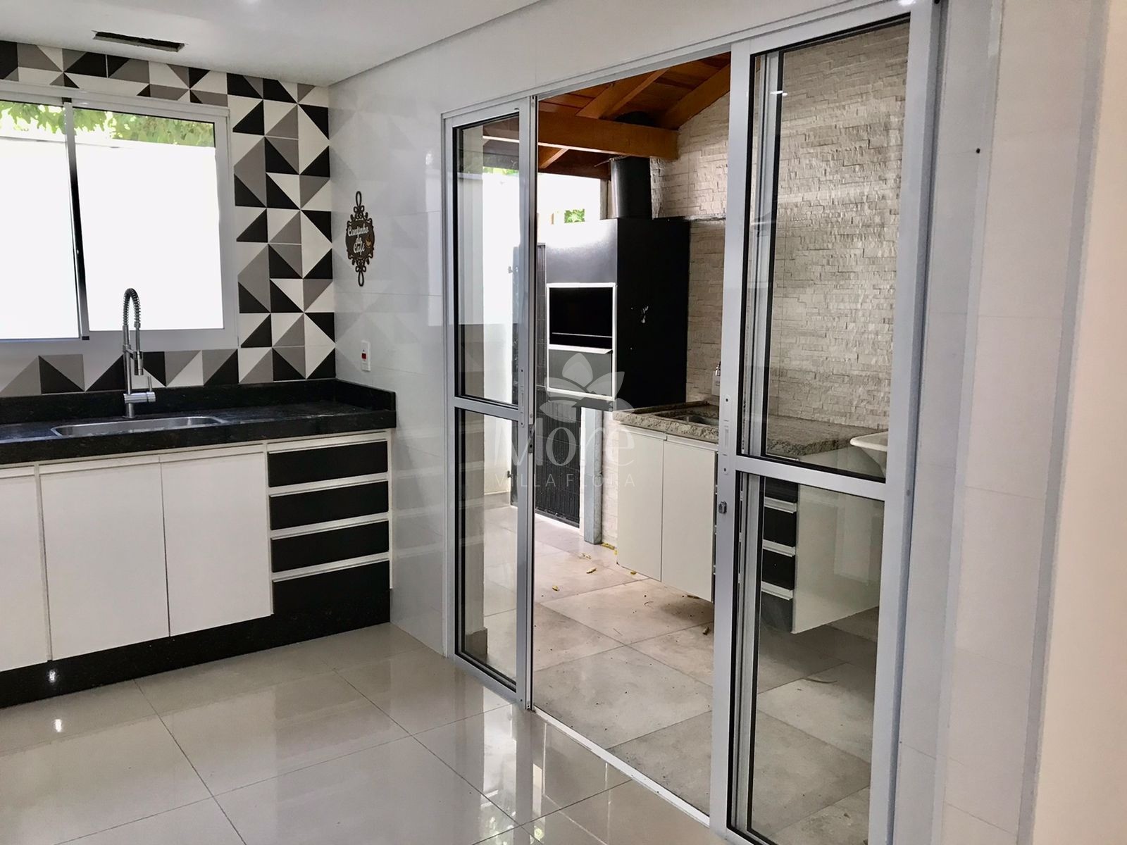 Casa de Condomínio à venda com 2 quartos, 80m² - Foto 4