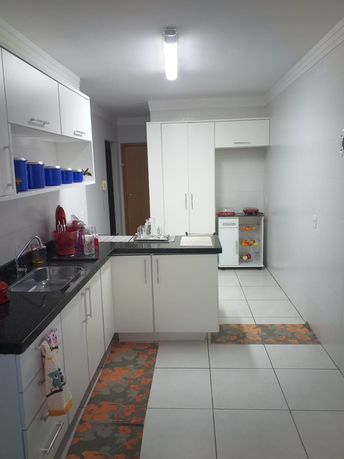 Apartamento à venda e aluguel com 3 quartos, 115m² - Foto 1