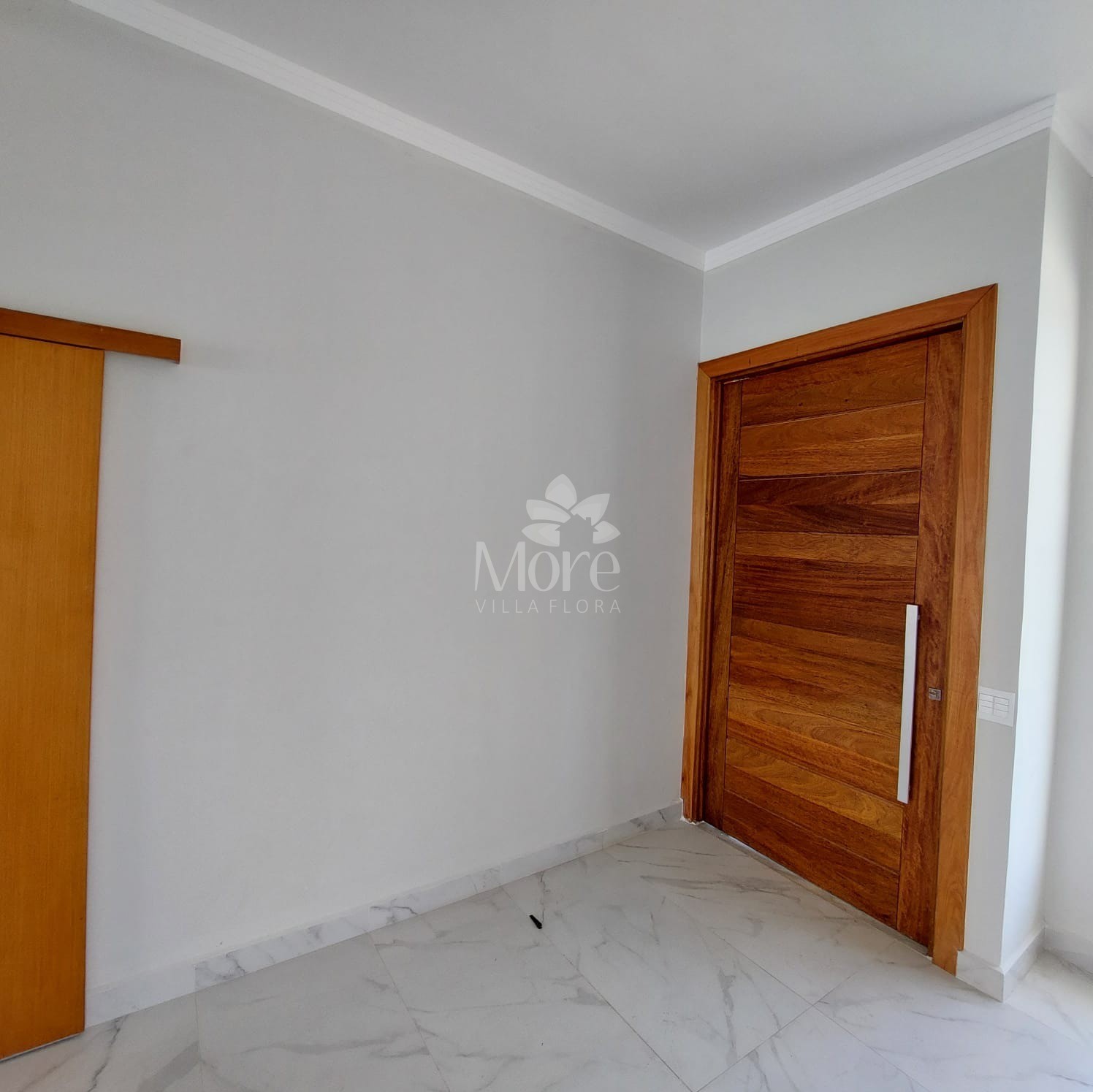 Casa de Condomínio à venda com 3 quartos, 205m² - Foto 2