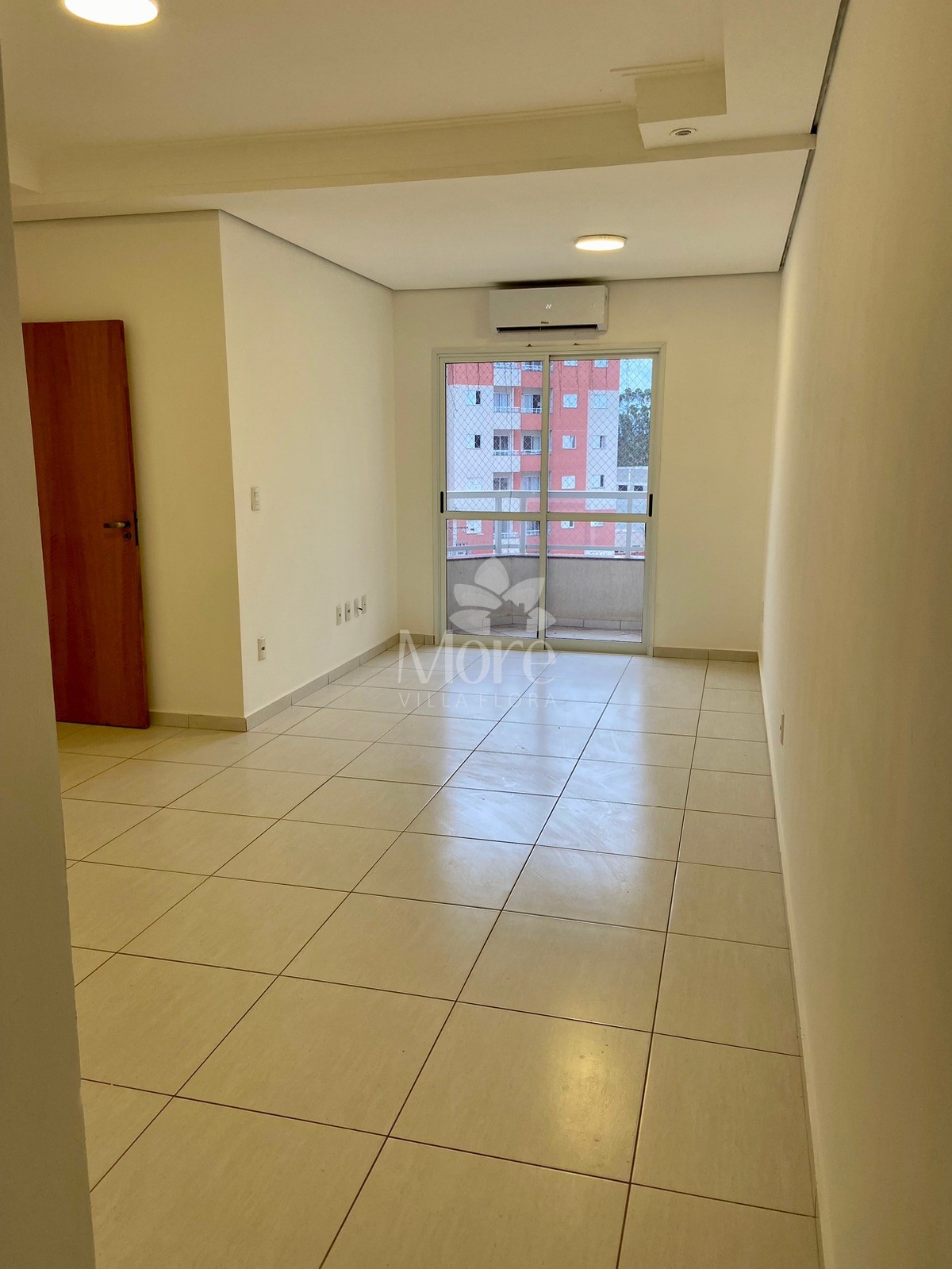 Apartamento à venda com 3 quartos, 78m² - Foto 1