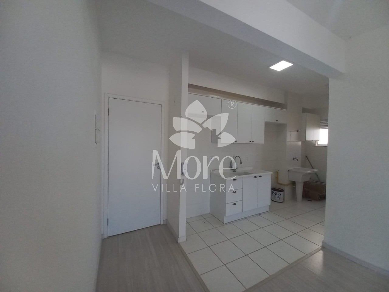 Apartamento à venda com 2 quartos, 70m² - Foto 1