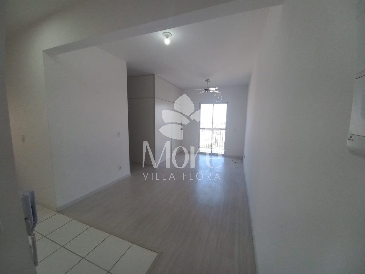 Apartamento à venda com 2 quartos, 70m² - Foto 3