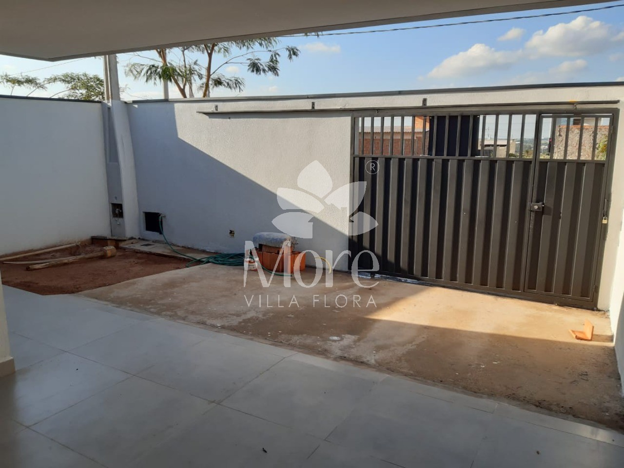 Casa à venda com 2 quartos, 160m² - Foto 2