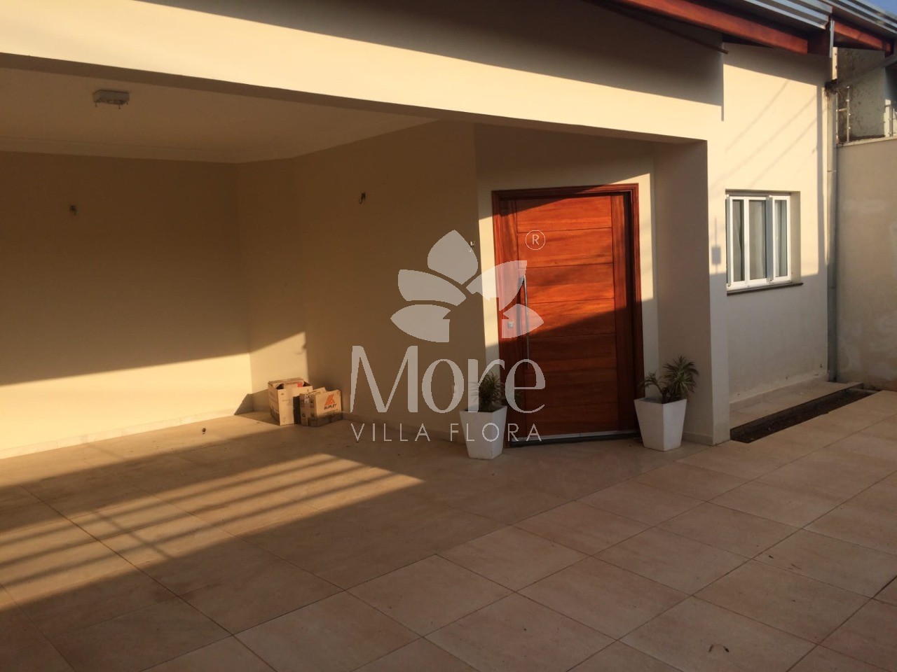 Casa à venda com 3 quartos, 250m² - Foto 2