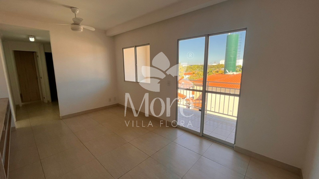 Apartamento para alugar com 3 quartos, 70m² - Foto 2