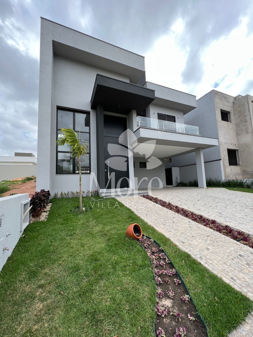 Casa de Condomínio à venda com 4 quartos, 360m² - Foto 2