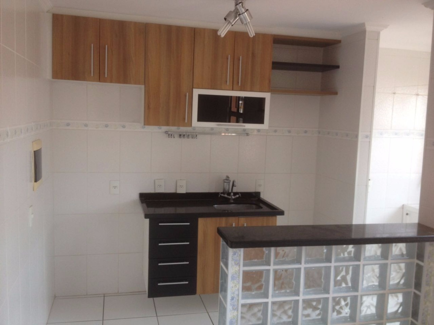 Apartamento à venda com 2 quartos, 64m² - Foto 1