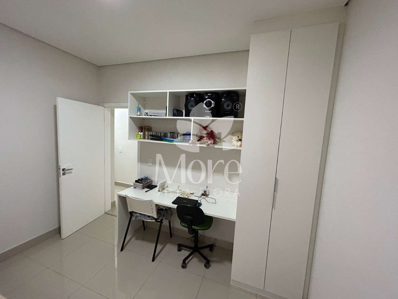 Casa de Condomínio à venda com 3 quartos, 250m² - Foto 10