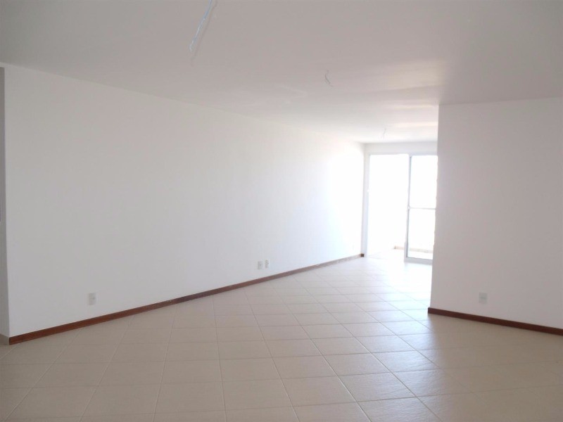 Apartamento à venda com 3 quartos, 110m² - Foto 3