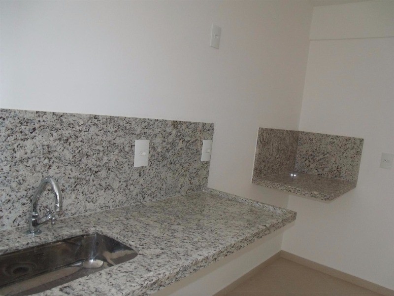 Apartamento à venda com 3 quartos, 110m² - Foto 13