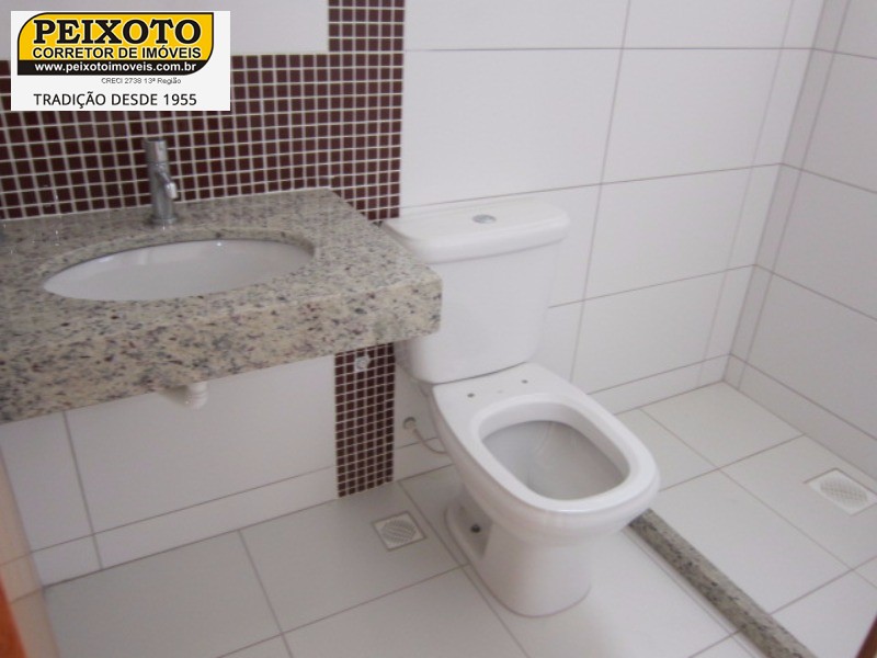 Apartamento à venda com 2 quartos, 65m² - Foto 19