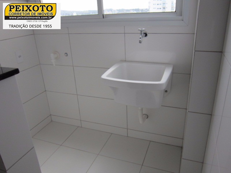 Apartamento à venda com 2 quartos, 65m² - Foto 22