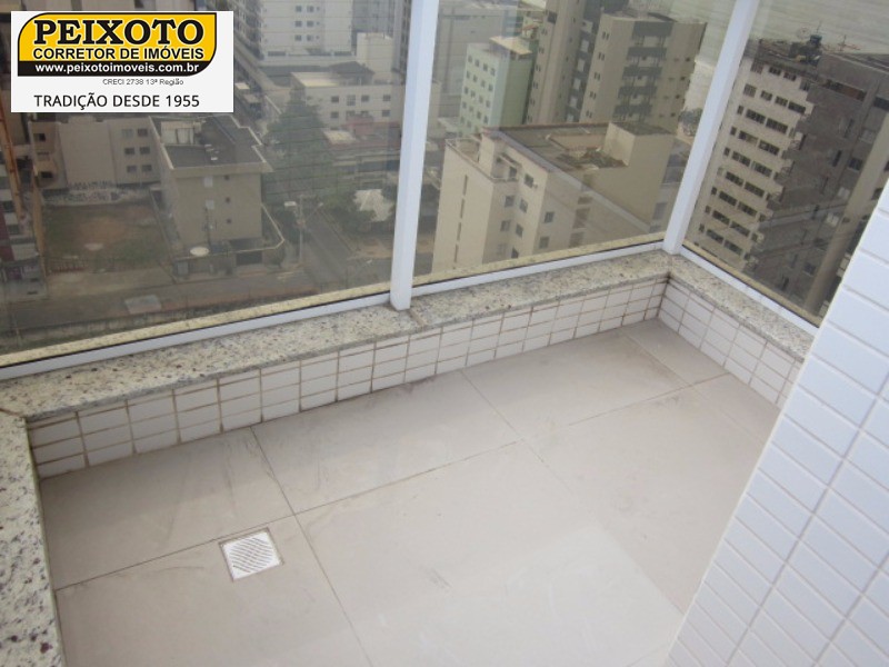 Apartamento à venda com 2 quartos, 66m² - Foto 11