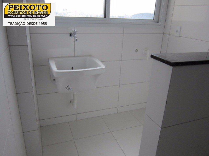 Apartamento à venda com 2 quartos, 66m² - Foto 16